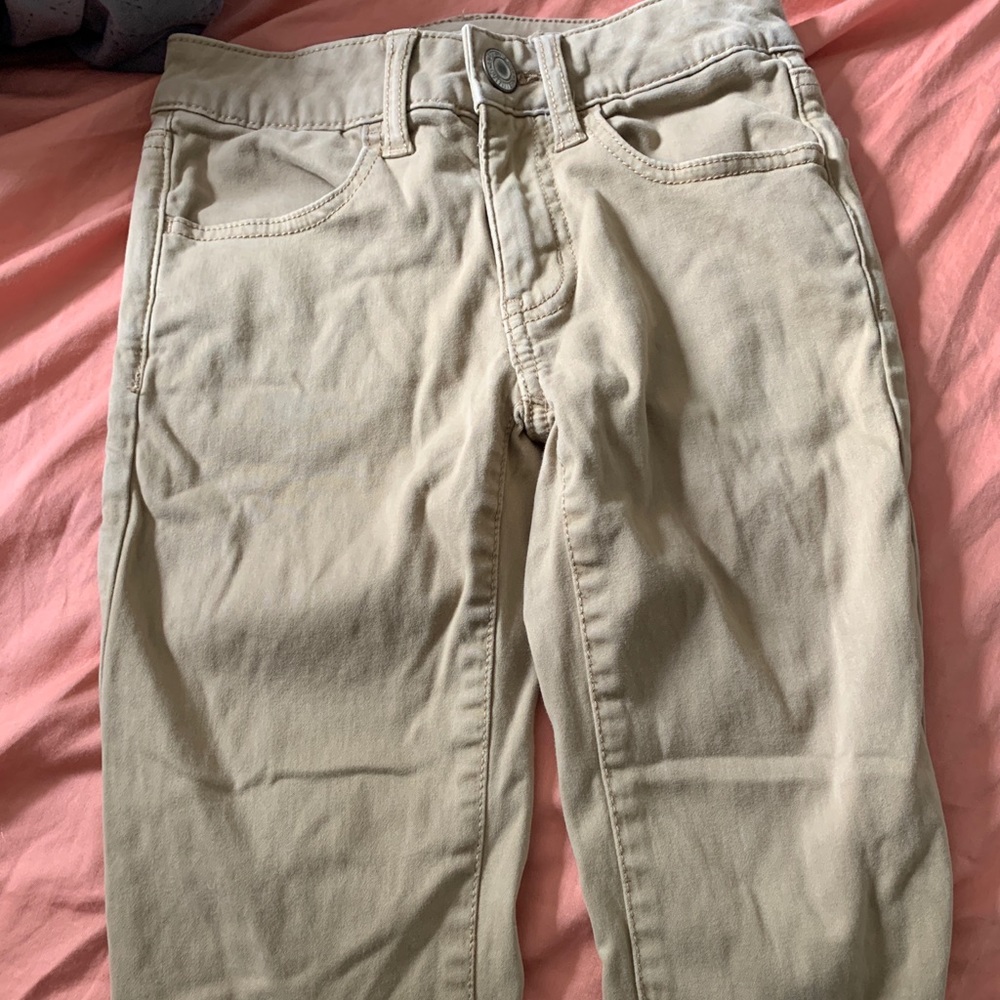 2 pairs of 00 khaki jeans